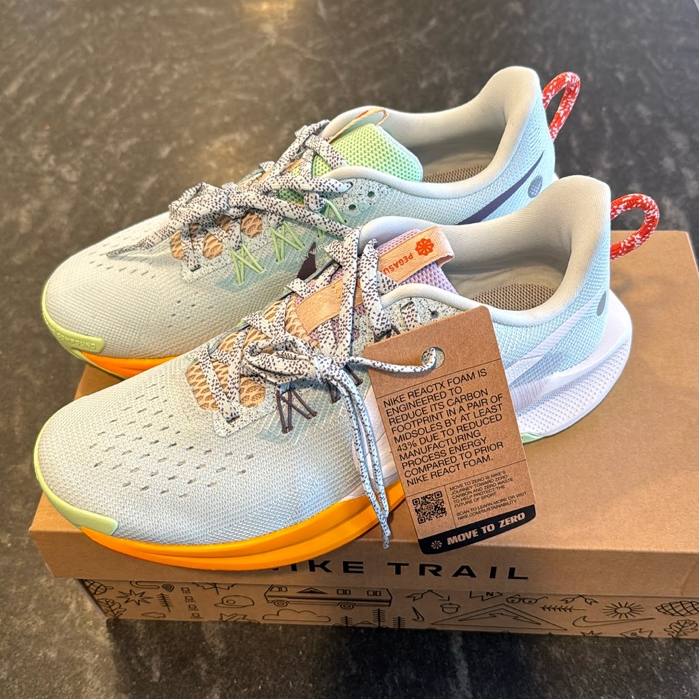 Nike React Pegasus Trail 5 Size 8.5 in Glacier Blue/White-Daybreak